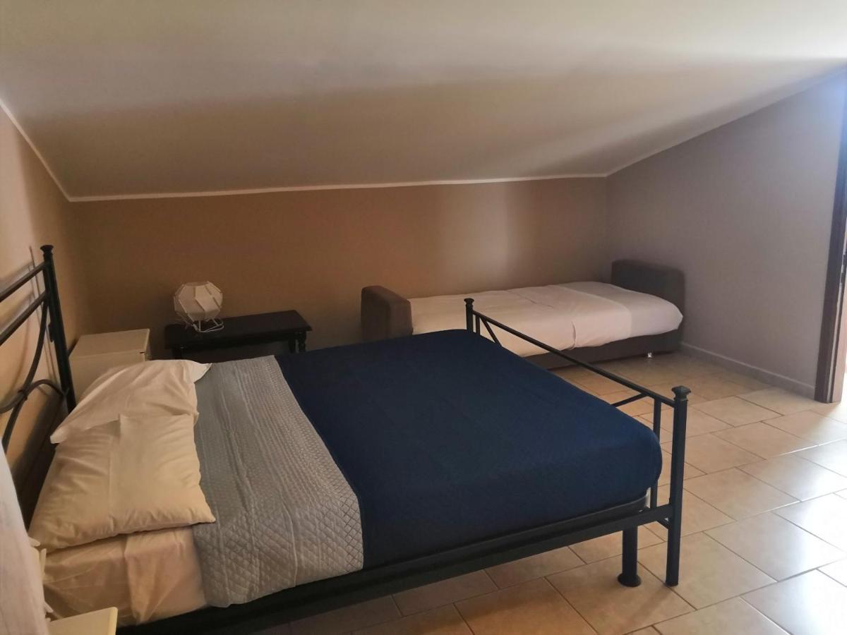 La Mansardina Apartment Сулмона Екстериор снимка